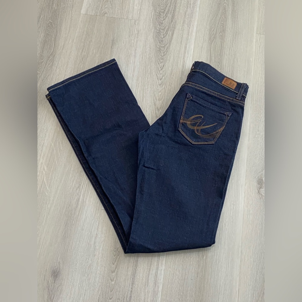 2/$50 🌸🌸NEW🌸 Express Women Bootcut Jeans size 0 Slimming Dark Wash Trendy
